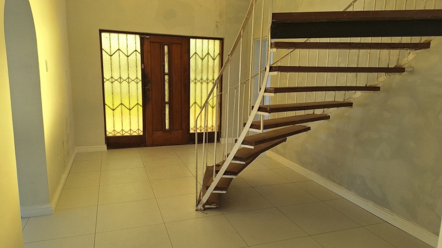 To Let 4 Bedroom Property for Rent in Lovemore Heights Estate Eastern Cape